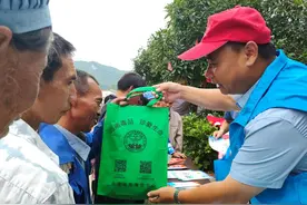安龙县：骄阳6月 各镇（街道）禁毒宣传热火朝天图片