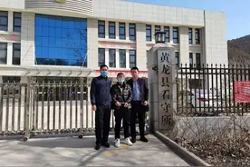 高安7家汽运公司接连被骗，损失严重！民警远赴千里侦查，追回全部涉案车辆，挽回经济损失150余万元图片