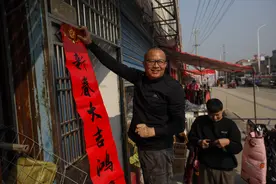 广州湖北村打工者：我们还要回来图片