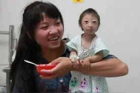 2009年湖南女子生下重2斤的“小猴子”，马戏团出价5万求购被拒图片