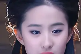最美的小龙女刘亦菲，清纯脱俗图片