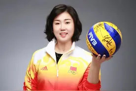 女排奥运冠军张娜：球场上的“不死鸟”，生活中的好妻子好妈妈图片