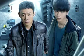剧情拉胯，被影帝吊打，王俊凯新剧《重生之门》让观众“接不住”图片