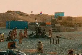 我当炮兵时，曾有过“不挖驻锄直接射击”的经历，这个需要勇气图片