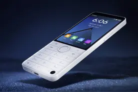 999元的老人机，安兔兔能跑22万分？图片
