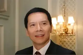 香港黑帮大佬，大战美国巨头图片