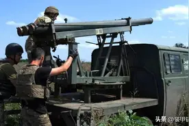 被俘俄军少校呼吁士兵揭竿造反，莫斯科或将迎来大规模无人机袭击图片