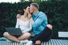 清晨一小时瑜伽禅坐感受，禅修运用在爱恋中~图片