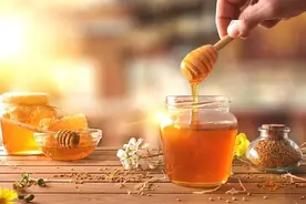 家里放了两三年的蜂蜜还能吃吗？一分钟教您辨别图片