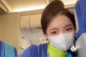 我85后，做空姐7年，没和富二代谈过恋爱，执飞时经常被乘客搭讪图片