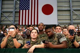 谈拢了！日本每年再多掏100亿军费，驻日美军这账到底谁是赢家？图片