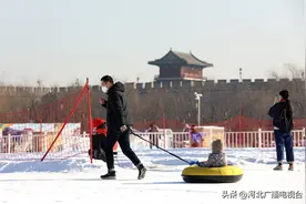 石家庄正定：乐享冰雪嘉年华图片