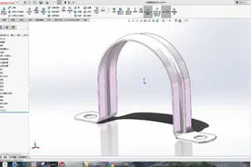 用SolidWorks画一个U型管箍(骑马卡)图片