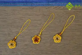 我嘉手工课 | 一起制作蜡梅花挂饰图片