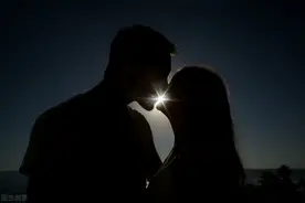 女人有以下行为，说明她不爱你图片