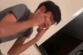 张智霖儿子惹众怒！做“眯眯眼”讽刺广州人，被痛批家庭教育失责图片
