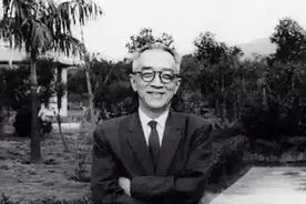 1945年胡适干了两件事，让一向尊重他的毛主席，对他感到失望至极图片