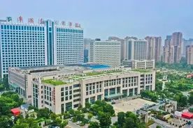 最新通知！涉阜阳市医院、二院、四院、中医院、肿瘤医院...图片