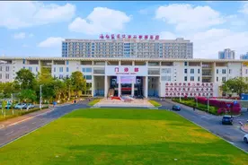 海南医学院第二附属医院情况介绍图片