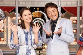 “她生孩子比我拉屎还快”：待产4天、产后15天复出、身材复原图片