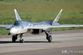 美刊：苏-57虽不如歼-20和F-35先进，但潜力仍比F-22强得多图片