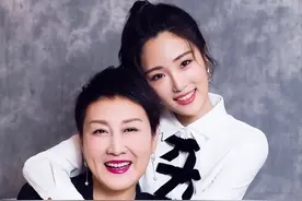 张可盈：母亲是张凯丽，虽然是星二代，却甘愿从小演员做起图片