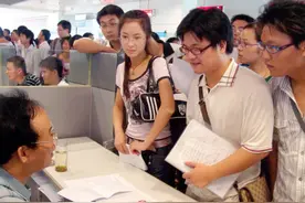 考上研究生就是人生赢家？五年后才知道，考研和考公有很大差距图片