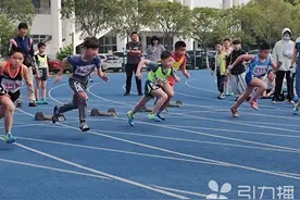 近800名青少年展开竞技比拼！苏州姑苏区小学生田径运动会闭幕图片