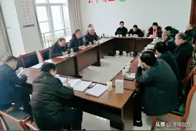 渭南市临渭区社会矛盾纠纷化解中心召开2021年度矛盾纠纷化解工作总结会（组图）图片