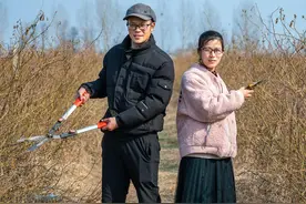 硕士夫妻返乡“种地”，百亩玫瑰、薰衣草园成网红打卡地丨两会策划之河南“农”潮儿，中图片