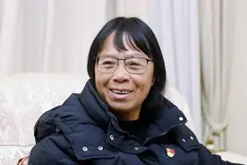 感动中国年度人物张桂梅，创出教育奇迹，被誉为“燃灯校长”图片