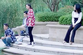 《卧底警花》：怕一个人卧底孤单，来了个组团卧底，真是脑洞大开图片