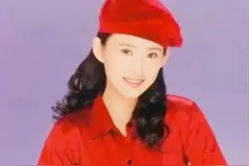 与周慧敏齐名，和梁朝伟搭戏，青春美丽的她，因何出家为尼？图片