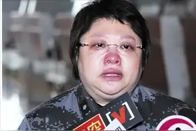 不告倒韩红不罢休，韩红遭实名举报私吞5亿善款，官方发文打脸图片