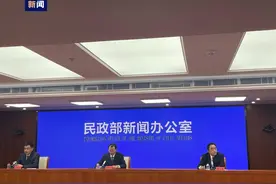 民政部：全国51万孤儿、事实无人抚养儿童纳入国家基本生活保障范围图片