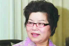 焦裕禄诞辰100周年 | 女儿焦守云忆父亲：他不是“苦行僧”式的人，有幽默感，情商很高，热爱文艺图片