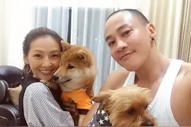 何润东夜店遇真爱，与售货员老婆恩爱14年无子女，婴儿车里放宠物图片