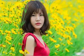 这2个错误的拍照姿势，摄影师不好构图，女性拍照姿势禁忌图片