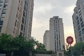 上海云锦东方项目暂停摇号 并启动退筹申请图片
