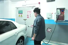 充电桩难进小区？济南：无需物业同意且需配合安装，有小区业主一周走完安装流程图片