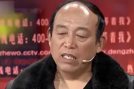 女儿离婚后消失5年，62岁老父亲苦寻闺女，现场道歉惹得众人落泪图片