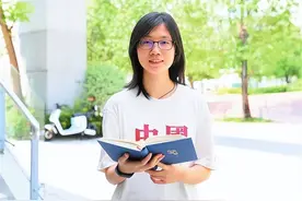 专访首届“鲲鹏”全国青少年科幻文学奖一等奖得主彭林芳 备战高考间隙写出40万字《灯塔》图片