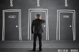 河南村镇银行存款“失踪”持续发酵，谁为储户资金安全负责图片
