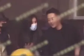 汪小菲张颖颖恋情实锤？深夜醉酒不忘十指紧扣，女方待客如老板娘图片