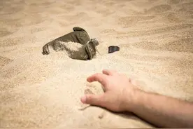 半夜经常口干咽干？别以为是口渴了，中医提醒多和这3个地方有关图片