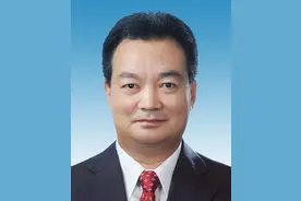 中国共产党西藏自治区第十届委员会书记、副书记、常委名单及简历图片
