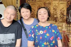 我，湖北人，单亲妈妈，二婚改嫁给美国人，如今培养过几十个孩子图片
