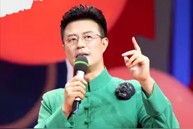 央视著名主持人白燕升：爱六级伤残妻子，他50岁生第二胎图片