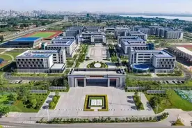 相约襄阳四中图片