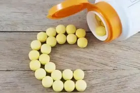 坚持每天吃片维生素C，身体会有什么变化？图片